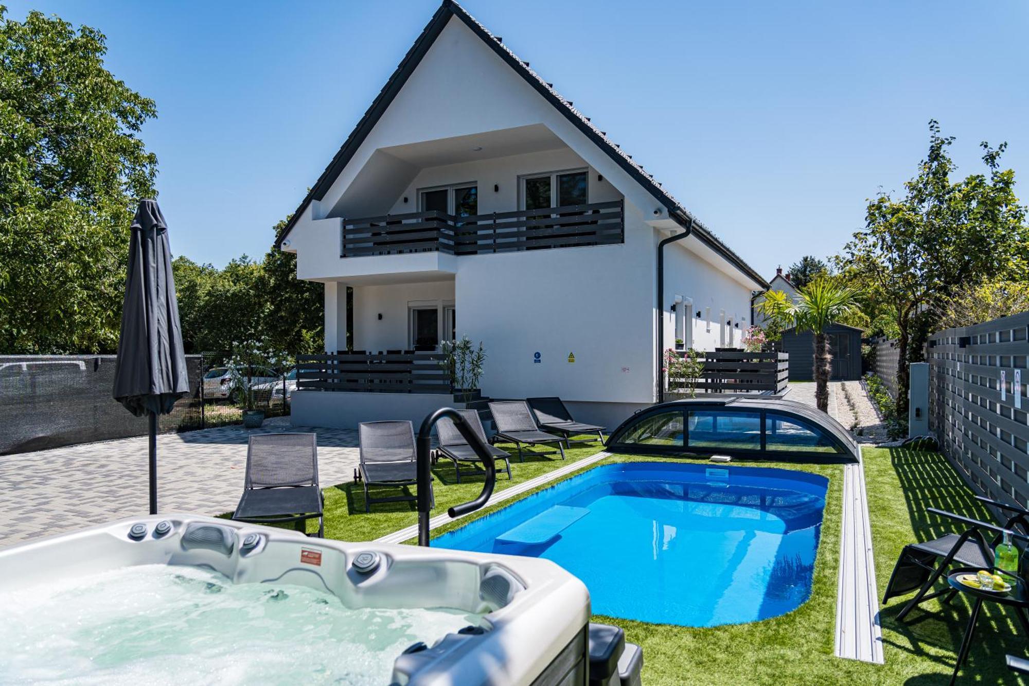Balatonic Lime Apartmanhaz Siófok Eksteriør bilde