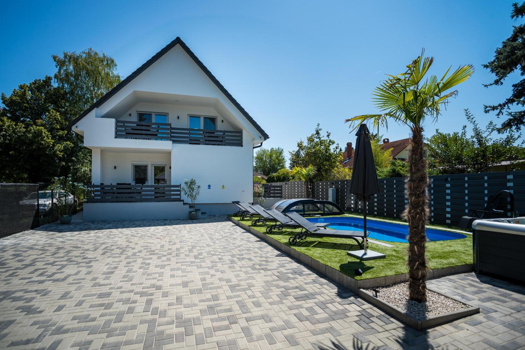 Balatonic Lime Apartmanhaz Siófok Eksteriør bilde