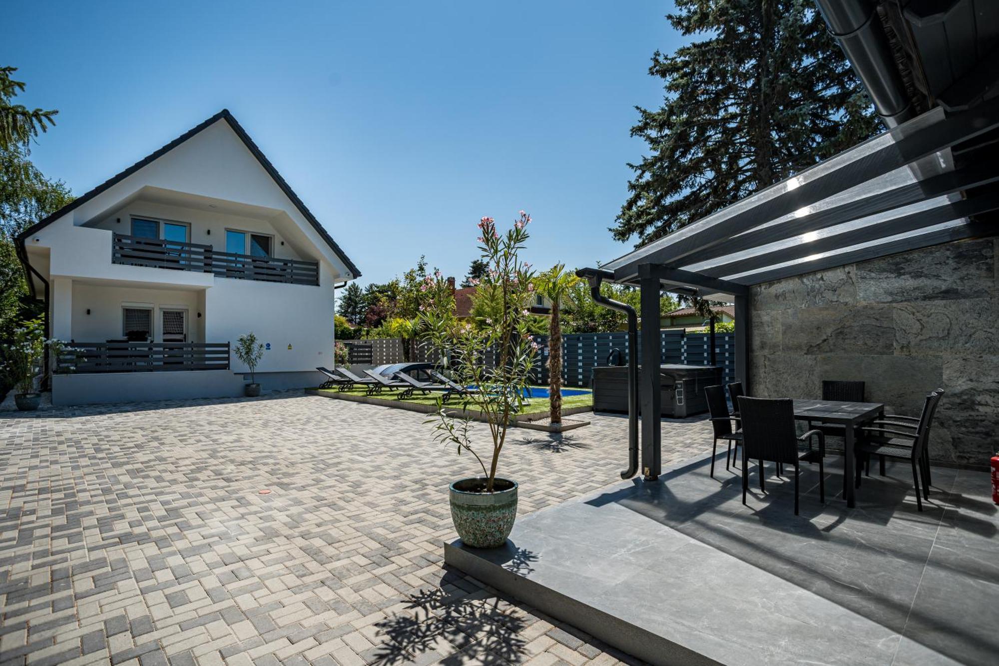 Balatonic Lime Apartmanhaz Siófok Eksteriør bilde