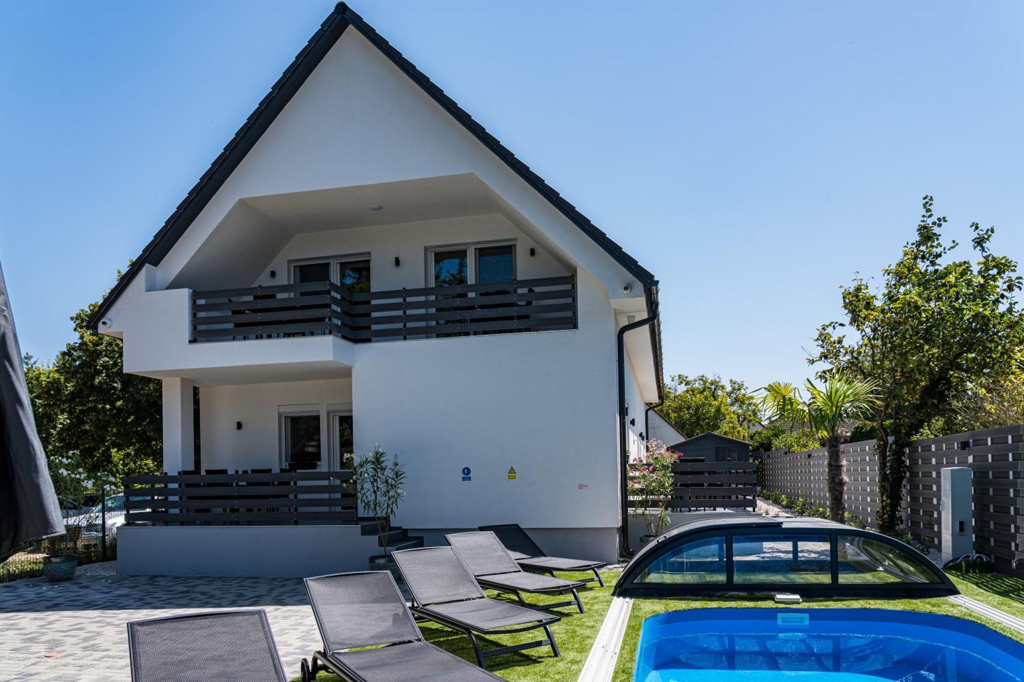 Balatonic Lime Apartmanhaz Siófok Eksteriør bilde