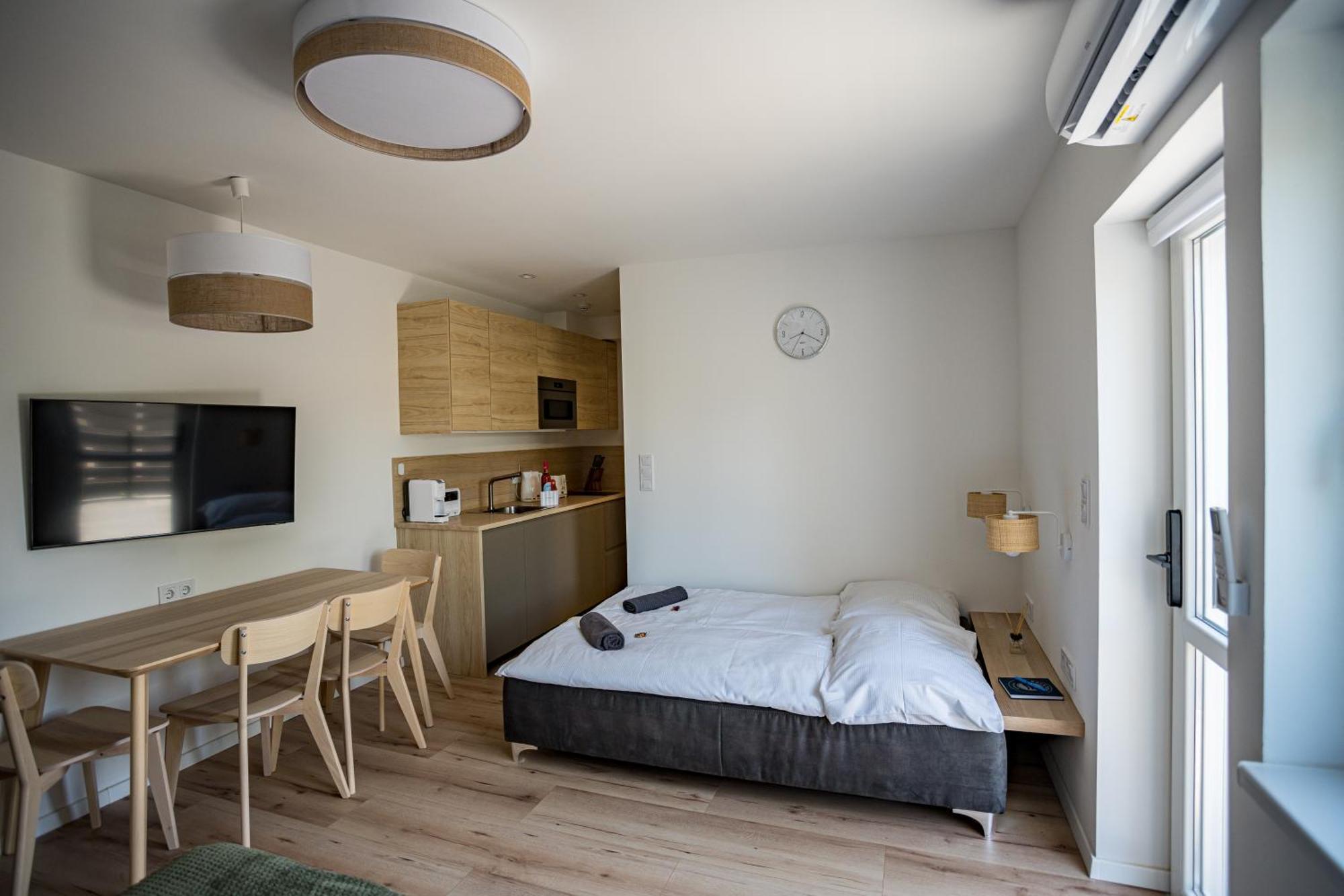Balatonic Lime Apartmanhaz Siófok Eksteriør bilde